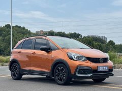 Volkswagen LIFE 1.5L CVT CROSS Fun Edition - ფოტო 3