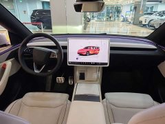 Tesla Model Y L Long Range All-Wheel Drive - ფოტო 12