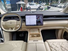 NIO ES8 Six-Seat Executive Luxury Edition - ფოტო 15