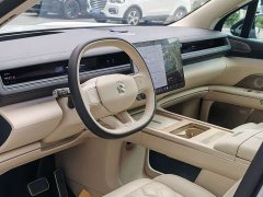 NIO ES8 Six-Seat Executive Luxury Edition - ფოტო 9