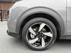 Lynk & Co Geely Lynk & Co 06 EM-P 2020 PHEV Plus - ფოტო 5