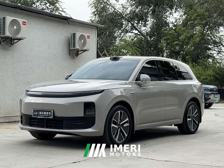 Li Auto L6 Max - ავტომობილი ჩინეთიდან