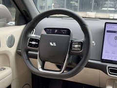 Li Auto L6 Max - ფოტო 12
