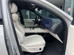 Li Auto L6 Max - ფოტო 14