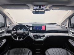 SAIC MG iMAX8 400TGI Supreme Land Respect Edition - ფოტო 5