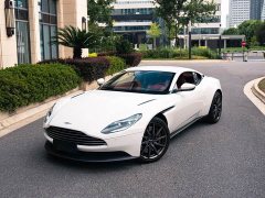 Aston Martin DB11 2020 4.0T V8 Coupe - ფოტო 1