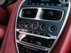 Aston Martin DB11 2020 4.0T V8 Coupe - ფოტო 11