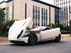 Aston Martin DB11 2020 4.0T V8 Coupe - ფოტო 3
