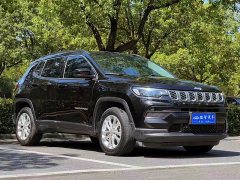 Jeep 220T Automatic Elite - ფოტო 3