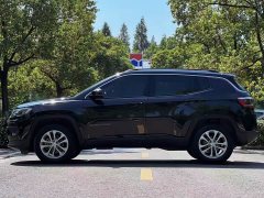 Jeep 220T Automatic Elite - ფოტო 8