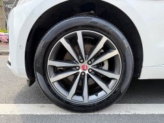 Jaguar F-PACE 250PS R-Dynamic S - ფოტო 9