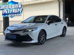Toyota Camry 2021 Hybrid 2.5L HGVP Leading Edition - ფოტო 1
