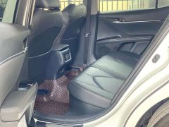 Toyota Camry 2021 Hybrid 2.5L HGVP Leading Edition - ფოტო 15