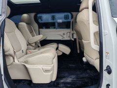 Toyota Sienna 2021 2.5L Hybrid Premium Edition - ფოტო 12