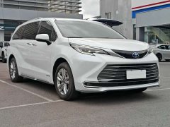 Toyota Sienna 2021 2.5L Hybrid Premium Edition - ფოტო 3