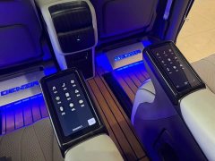 Denza D9 2022 DM-i 970 AWD Flagship - ფოტო 17