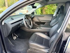 Tesla Model Y Rear-Wheel Drive - ფოტო 9