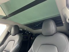 Tesla Model Y Standard Range RWD - ფოტო 11