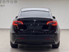 Tesla Model Y Standard Range RWD - ფოტო 16