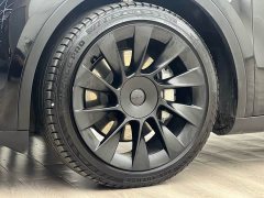 Tesla Model Y Standard Range RWD - ფოტო 6