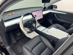 Tesla Model Y Standard Range RWD - ფოტო 8