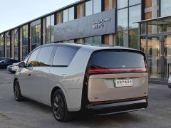 Li Auto Li Xiang MEGA Ultra - ფოტო 10