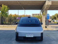 Li Auto Li Xiang MEGA Ultra - ფოტო 2