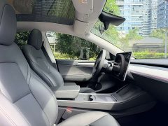Tesla Model Y Rear-Wheel Drive - ფოტო 14