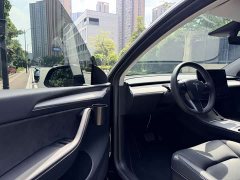 Tesla Model Y Rear-Wheel Drive - ფოტო 7