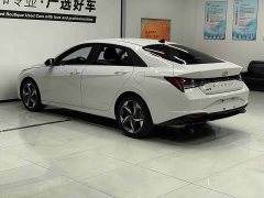 Hyundai Elantra 1.5L CVT Luxury - ფოტო 4