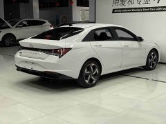 Hyundai Elantra 1.5L CVT Luxury - ფოტო 6