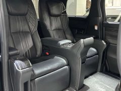 Lexus LM 2020 300h Four-Seat Royal Edition - ფოტო 14