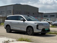 Denza BYD Denza N8L Flagship - ფოტო 3
