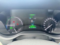 Toyota Sienna 2.5L Hybrid Premium Edition - ფოტო 11