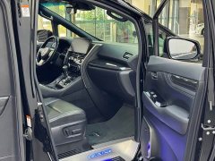 Lexus LM 2020 300h Four-Seat Royal Edition - ფოტო 7