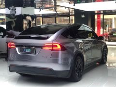 Tesla Model X Tri-Motor All-Wheel Drive Plaid - ფოტო 7