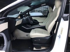 Tesla Model X Tri-Motor All-Wheel Drive Plaid - ფოტო 8