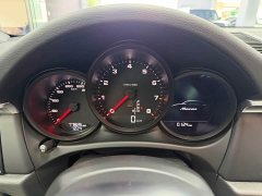 Porsche 2021 Macan 2.0T - ფოტო 15