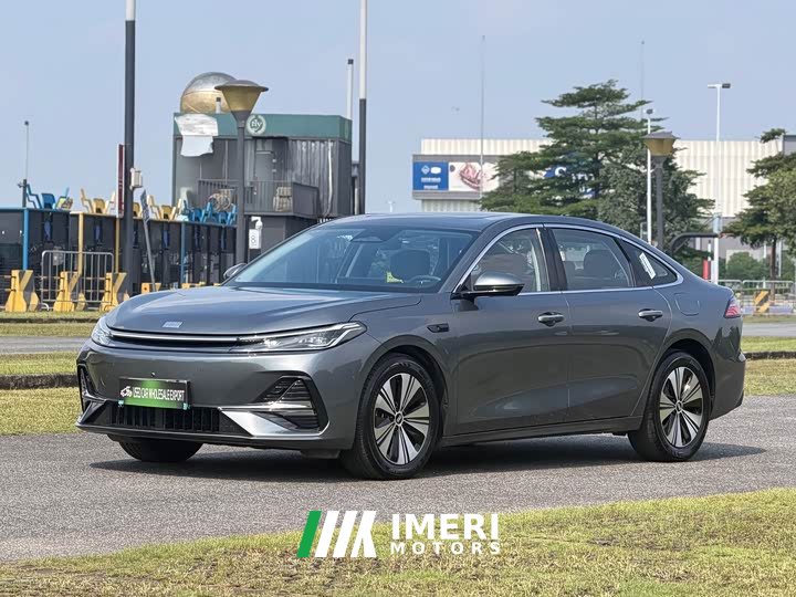 Geely Galaxy A7 EM-i 150km Explorer Edition - ავტომობილი ჩინეთიდან