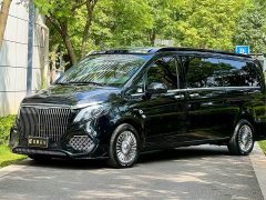 Mercedes-Benz Vito 2023 2.0T Business Edition 7-Seater - ფოტო 1