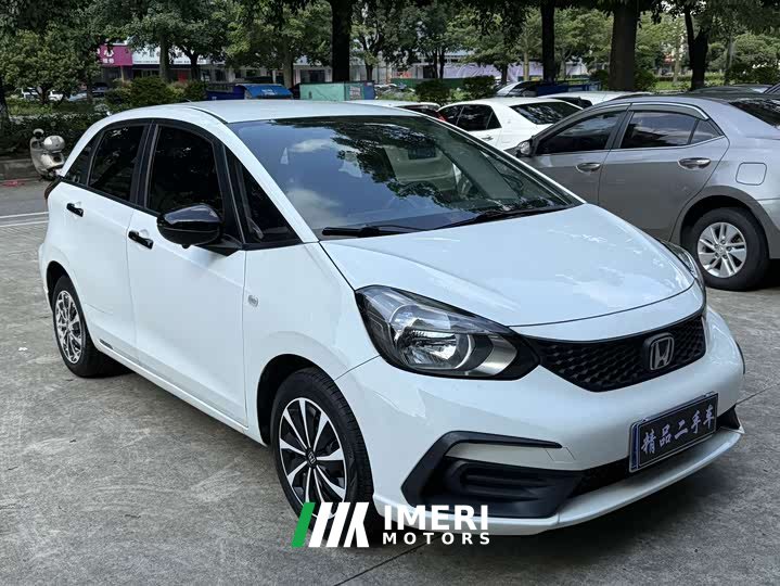 Honda Fit 1.5L CVT Trend Edition - ავტომობილი ჩინეთიდან