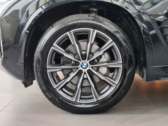 BMW X5 xDrive 30Li M Sport Midnight Edition Package - ფოტო 17