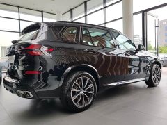 BMW X5 xDrive 30Li M Sport Midnight Edition Package - ფოტო 4
