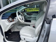 Mercedes-Benz EQE 2022 350 Luxury - ფოტო 9
