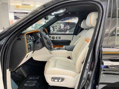 Rolls-Royce Cullinan 2021 Black Badge Neon Nights - ფოტო 17