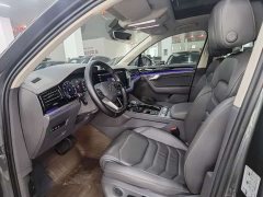 Volkswagen Touareg 3.0TSI Ruixiang Classic Sport Package - ფოტო 9