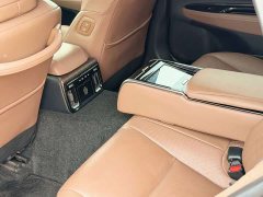 Toyota Crown (Imported) 2.5L Premier Edition - ფოტო 15