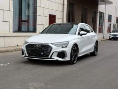 Audi A3 Sportback 35 TFSI Luxury Sport - ფოტო 1