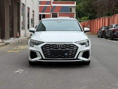 Audi A3 Sportback 35 TFSI Luxury Sport - ფოტო 2