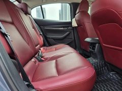 Mazda3 Axela 2022 2.0L Automatic Wisdom Black Obsidian Edition - ფოტო 11